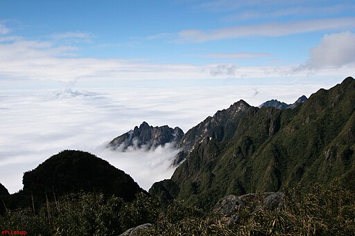 File:View from Fansipan .jpeg
